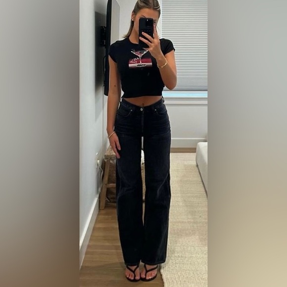 American Eagle Black Straight Leg Jeans - Size 6 - Picture 2 of 7